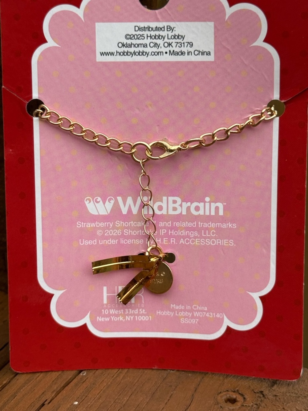 NWT Strawberry Shortcake Gold Charm Bracelet with Pink Enamel Charms - Picture 6 of 6